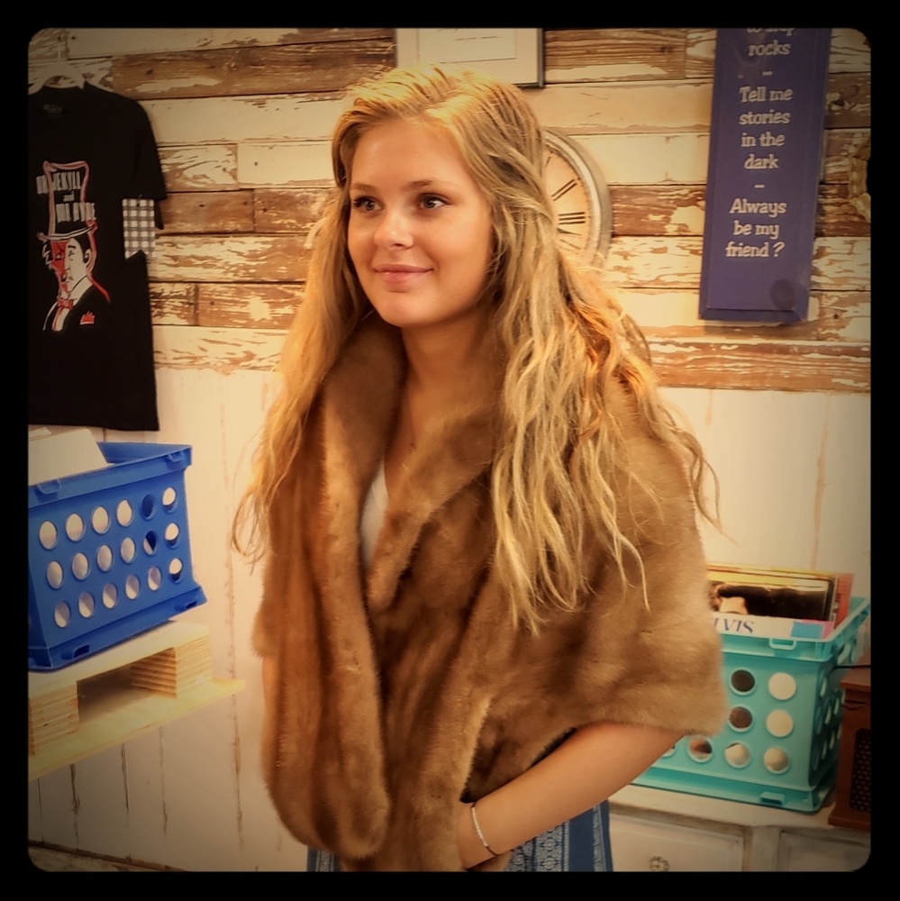 Classic, Vintage, 1950s Mink Stole, Cape, pockets
